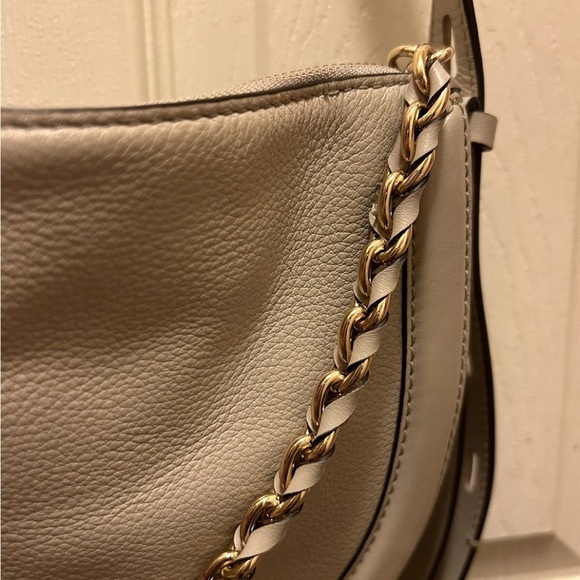 Michael Kors Jagger Crossbody Pebble Leather Greige Purse - Picture 6 of 13